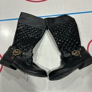 Michael Kors quilted black boots size 2 good condition
